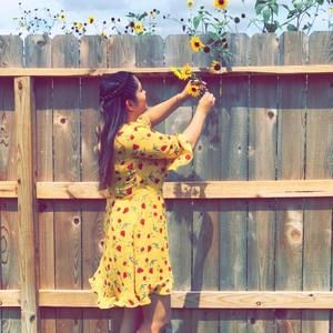 Meet your Posher, Keneliza